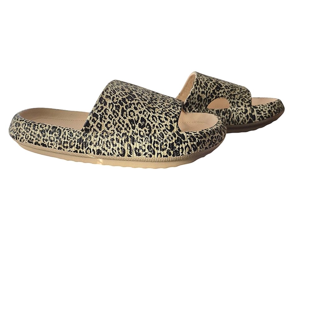 Cloudies Leopard Print Slide Sandals
